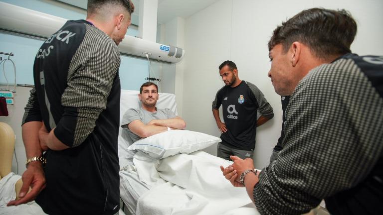 Casillas tidak ingin memikirkan perpanjangan kontraknya setelah keluar dari rumah sakit